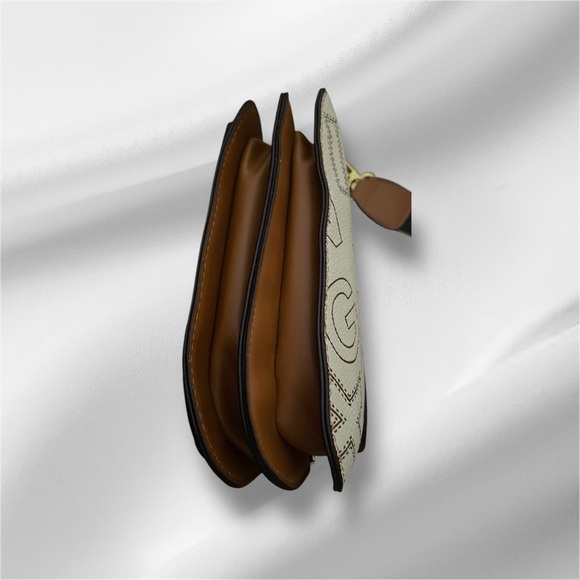 Baigefeili mini crossbody bag with guitar strap EUC - Picture 9 of 9